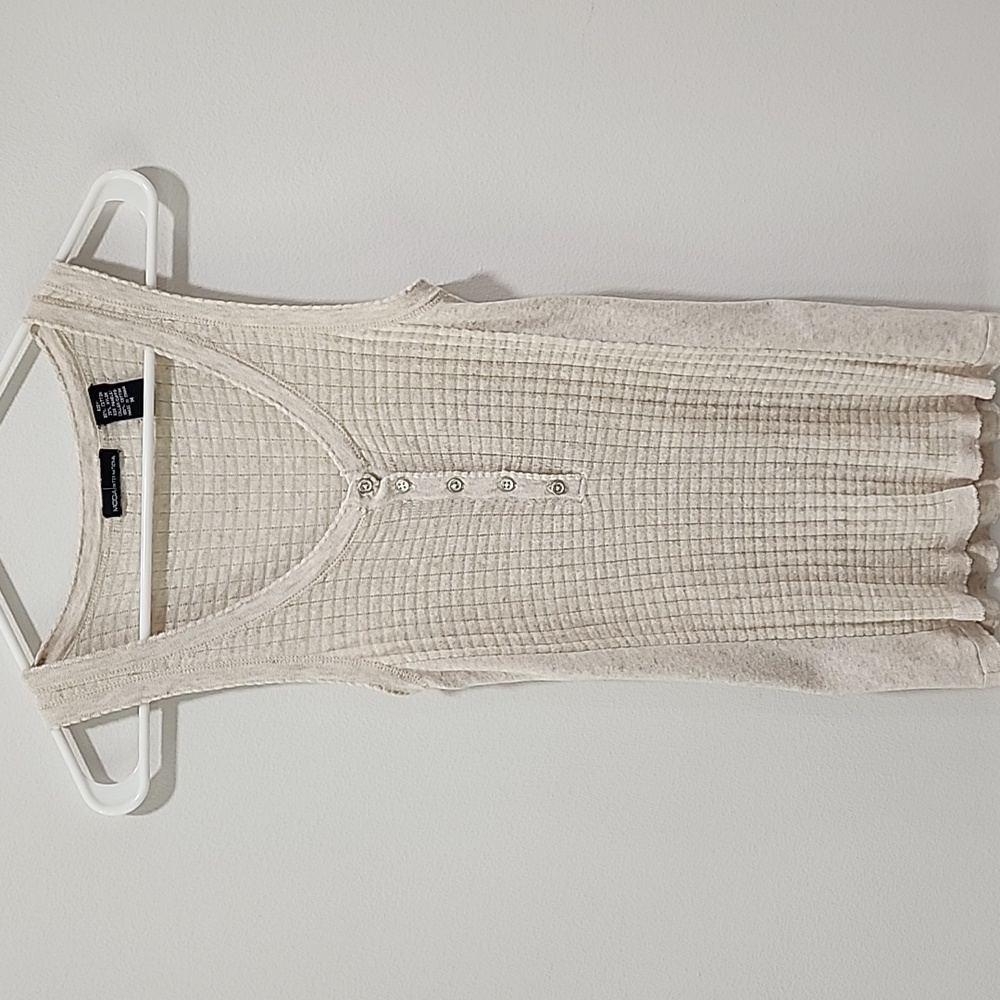 Moda International - Henley Sweater Tank